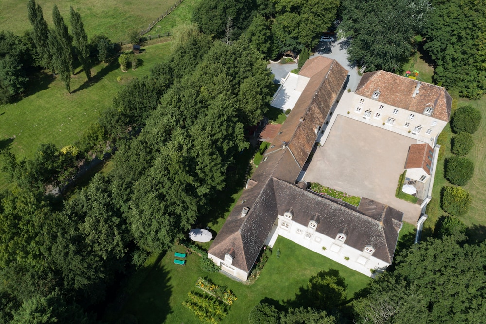 Domaine De La Tour 21/39