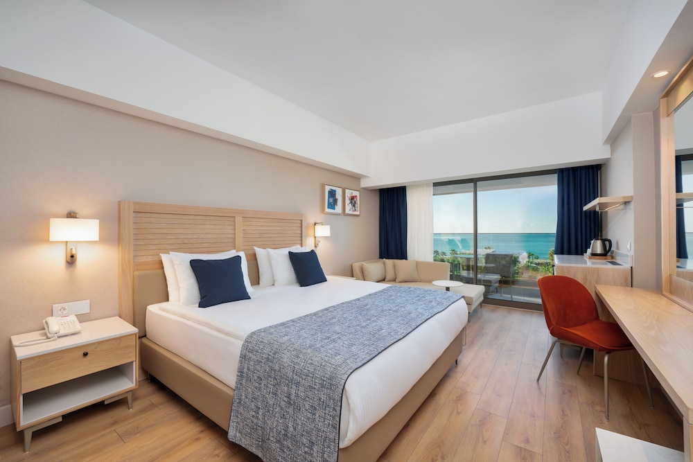 Sural Saray - Adults Only 16+ 22/65