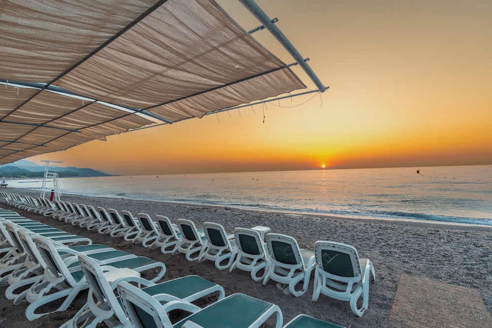 Armas Gul Beach Hotel All Inclusive 69/73
