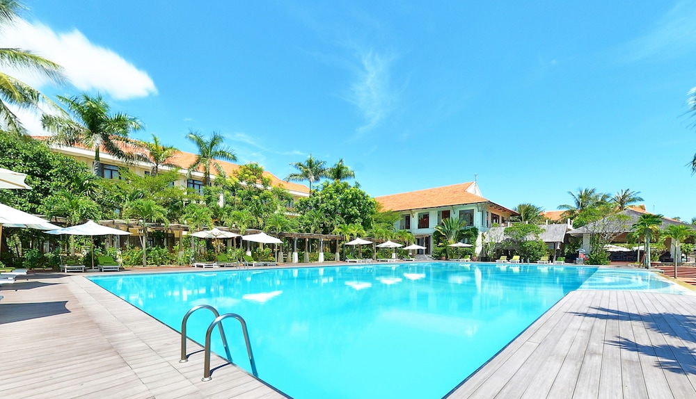 Sun Spa Resort 67/68