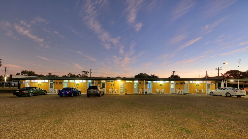 Bushmans Retreat Motor Inn 7/41