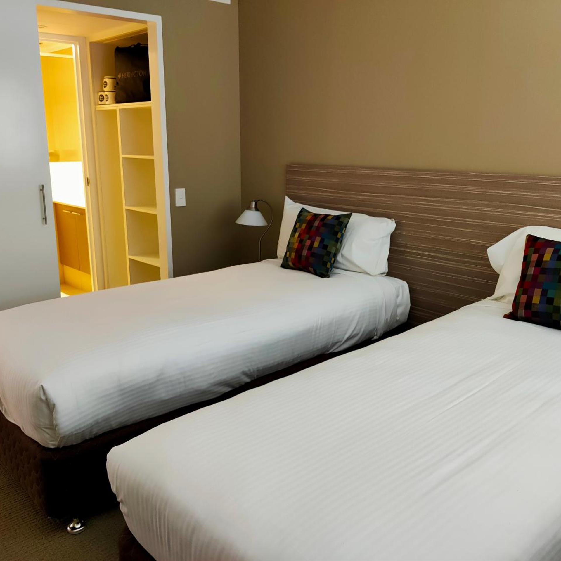 2 Bedrooms, Apartment