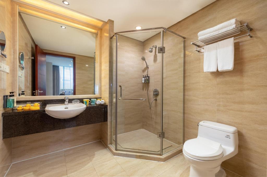جناح بسرير فردي وسرير كوين بغرفة نوم واحدة مع دخول الصالة، Crowne Plaza Foshan 5/7