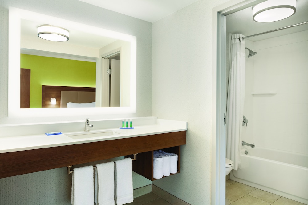 Holiday Inn Express Hartford South Rocky Hill 15/41