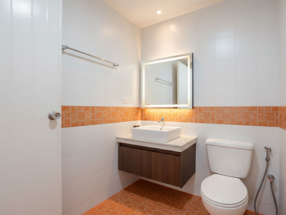SCN City Hotel 50/50