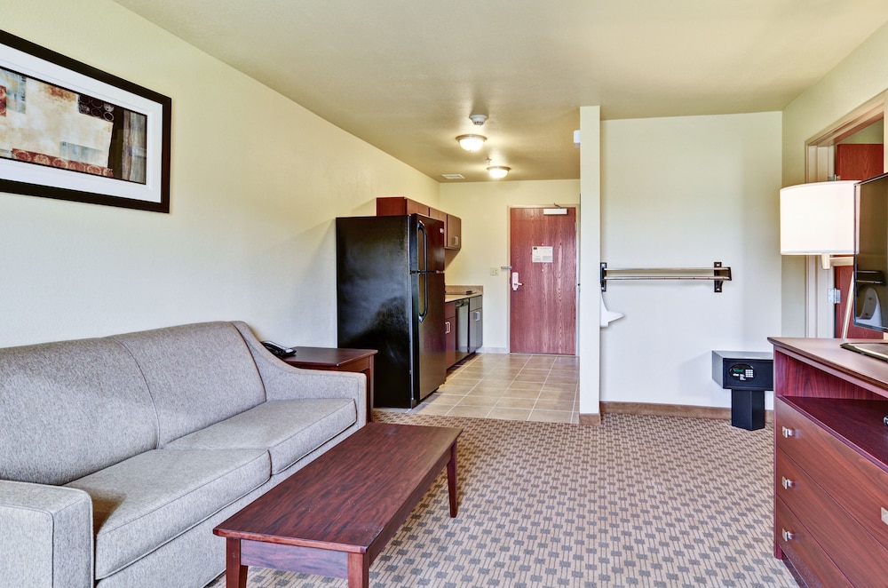 Cobblestone Hotel & Suites - Pulaski 40/62