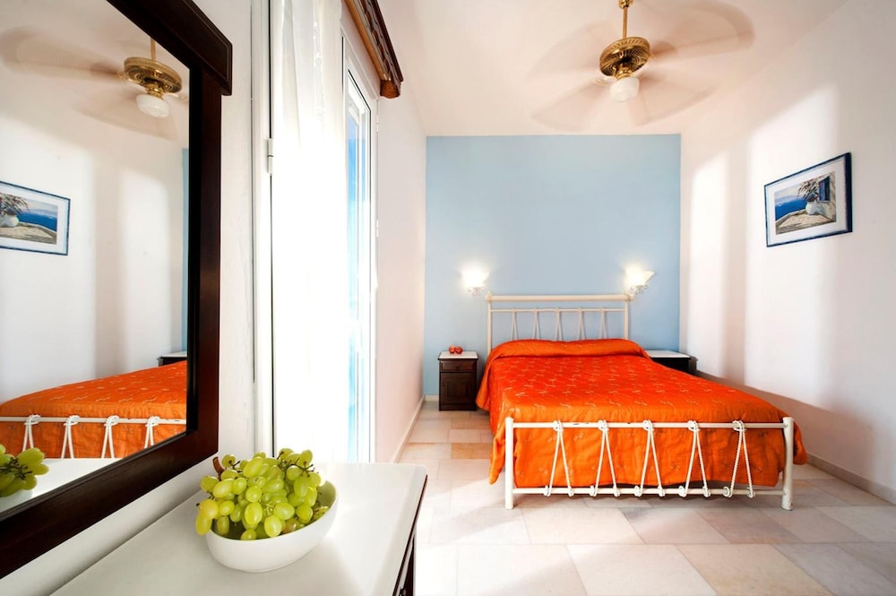 Dimitris Rooms 7/33