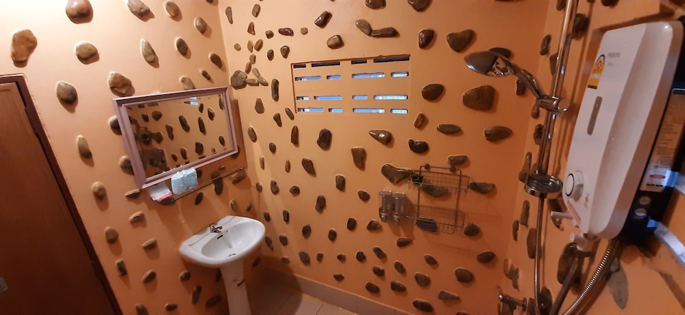 Macura Resort 45/75