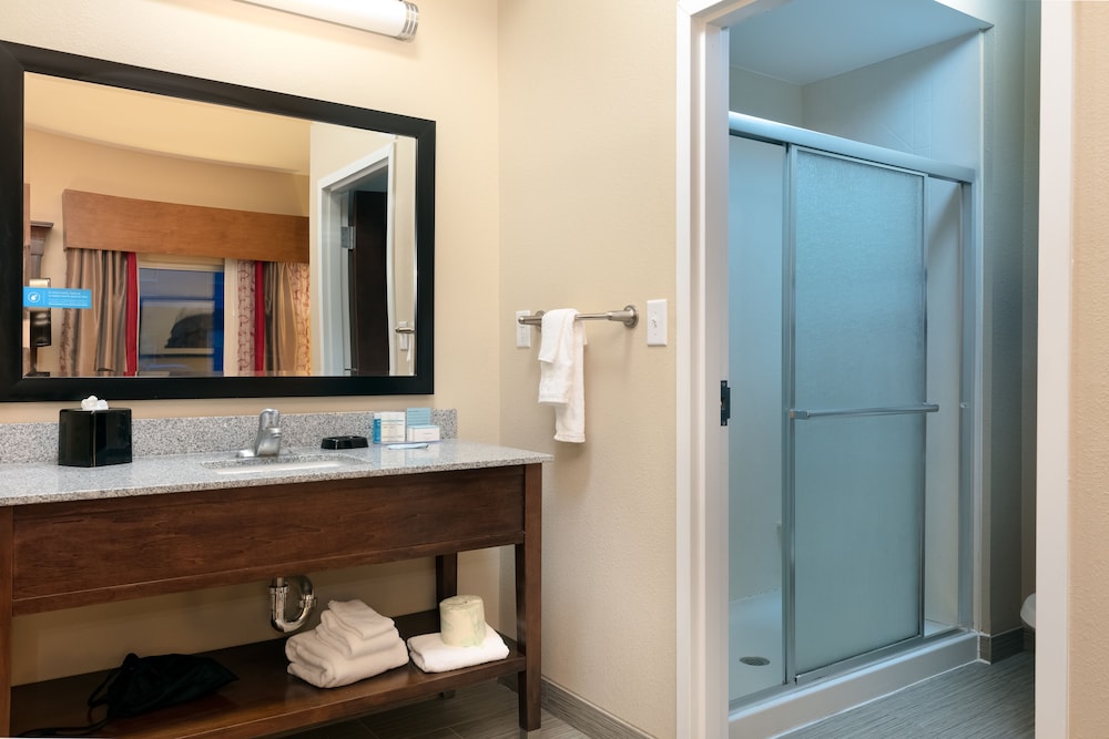 Hampton Inn Atlanta Mcdonough 12/44