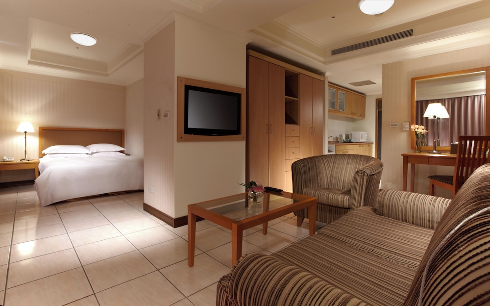 Park Lane Inn 21/23