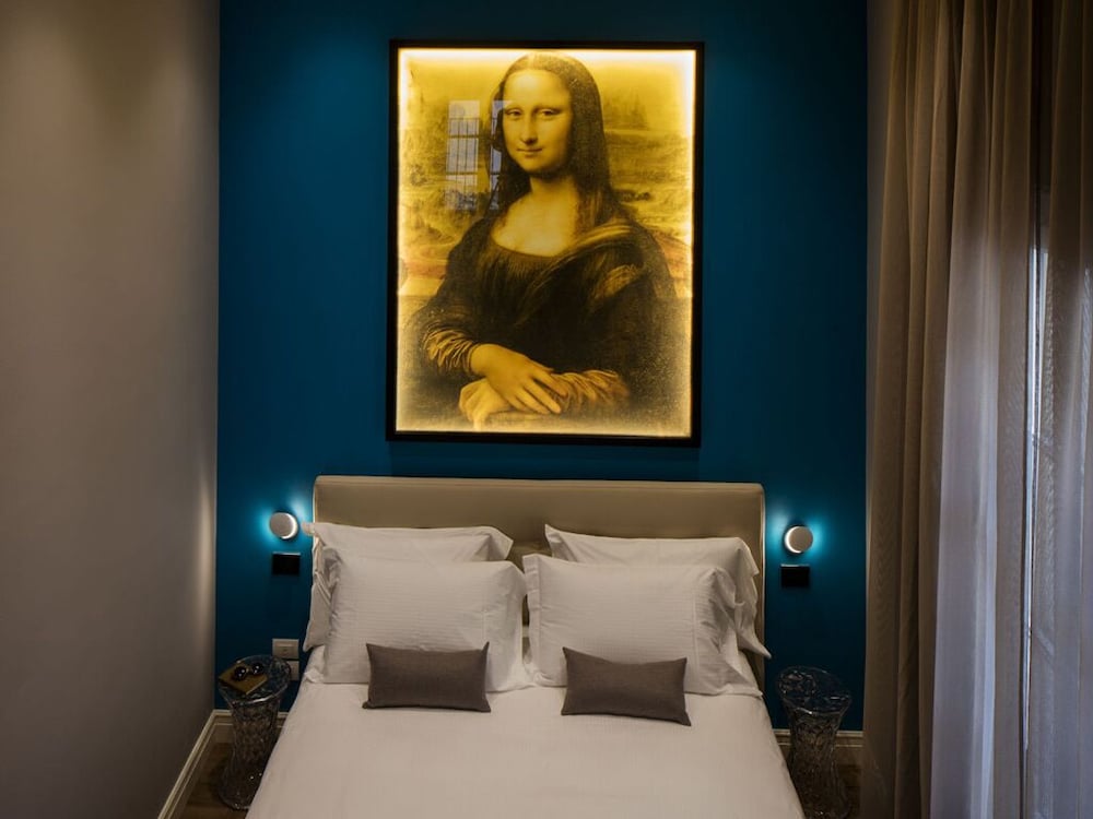 The Frame Hotel 32/46