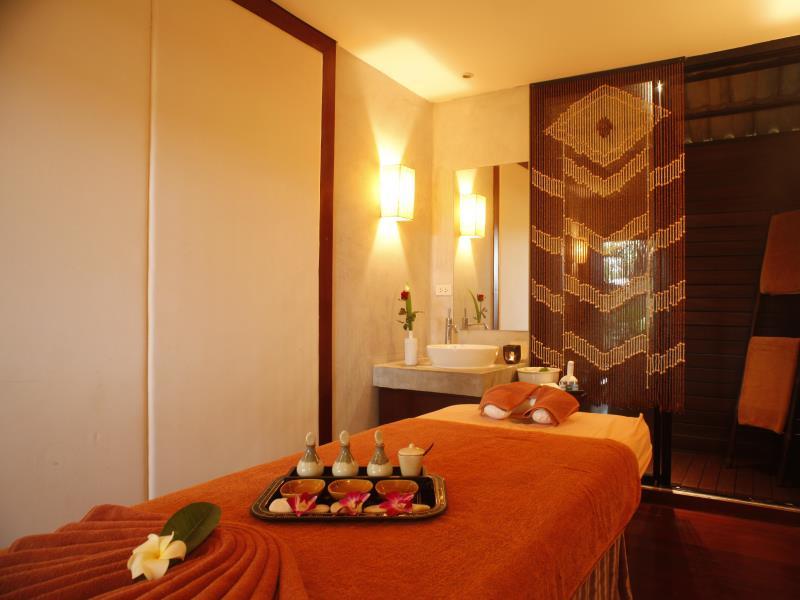 Casuarina Resort 11/27