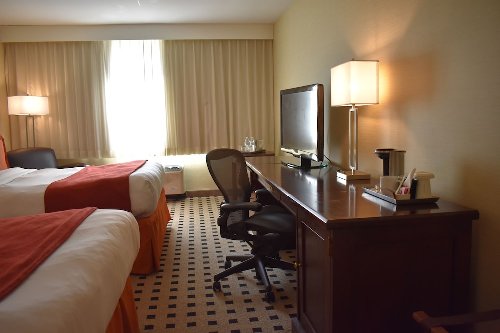 Penn Harris Hotel, Trademark Collection by Wyndham 20/46