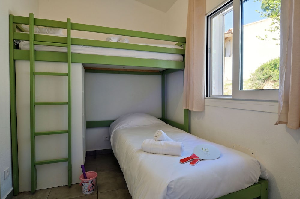 2 Bedrooms, Mini, Family, Villa, 1 Double and 2 Bunk Beds