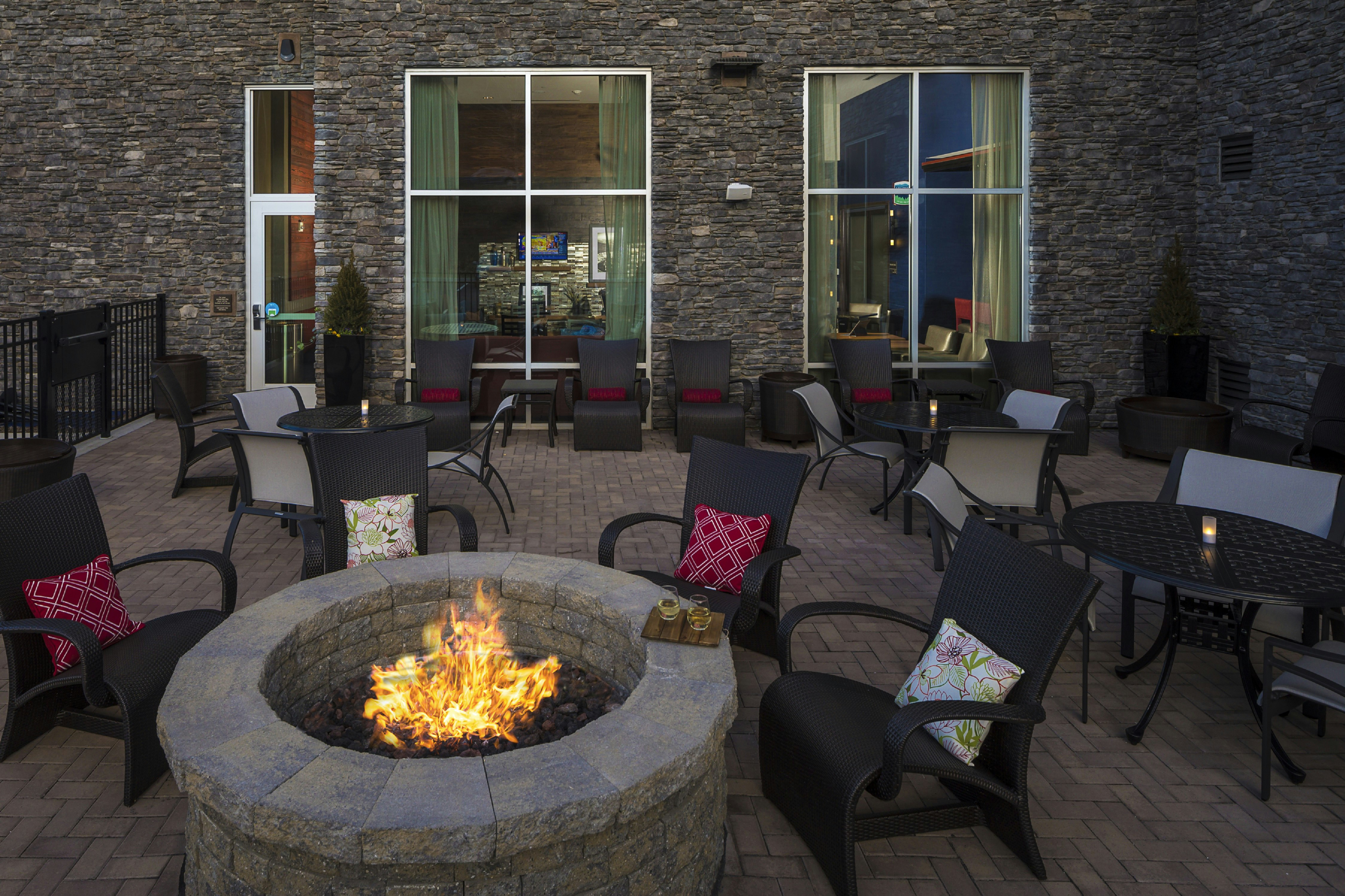 Hampton Inn Suites Asheville Biltmore Village 37/58