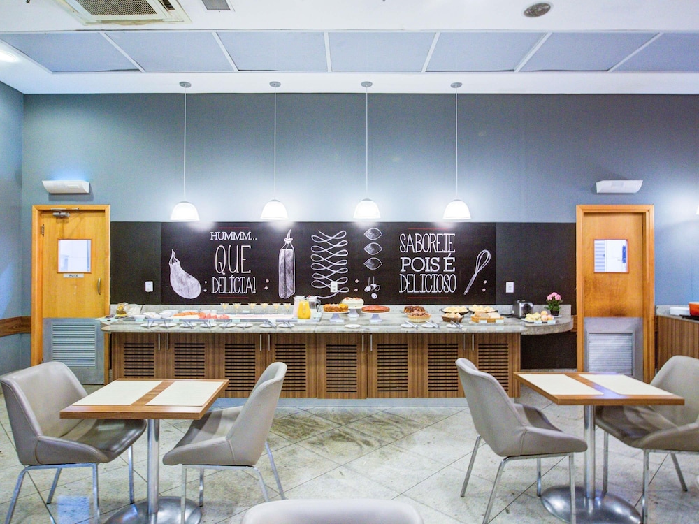 Ibis Vitoria Praia De Camburi 31/48