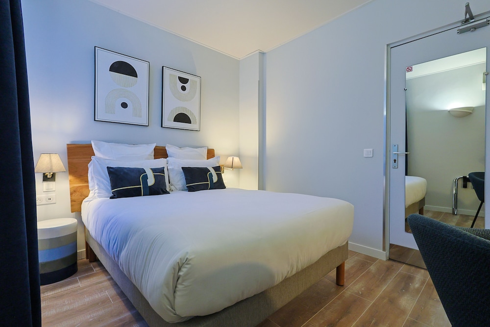 COMFORT, DOUBLE BED
