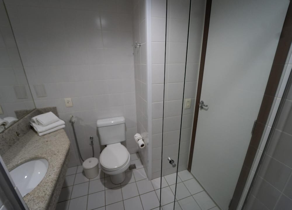 EXECUTIVE INN 47/50