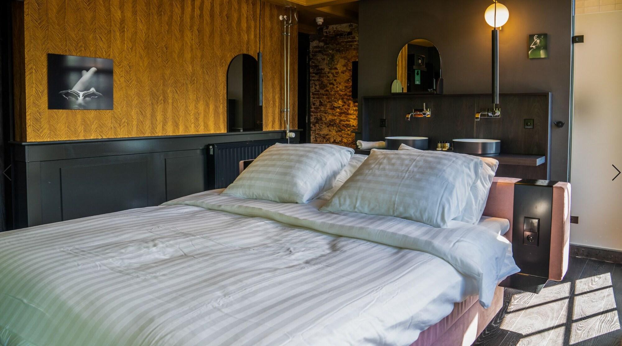 غرفة ملكية، Hotel Frank Since 1666 (ex. Hotel Rudolph) 3/4