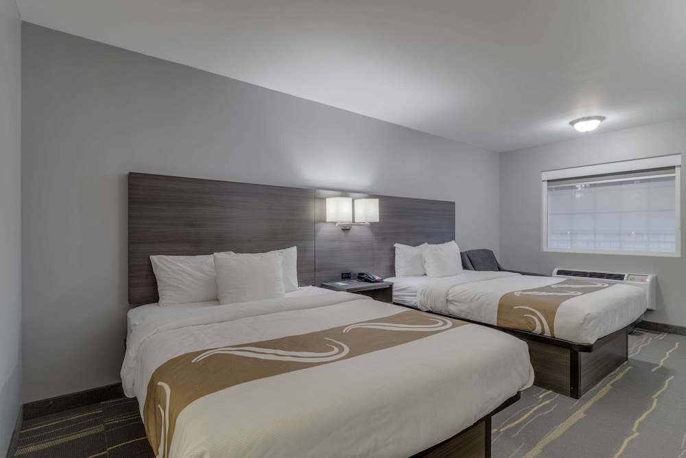 Quality Inn Kodak Sevierville 28/69