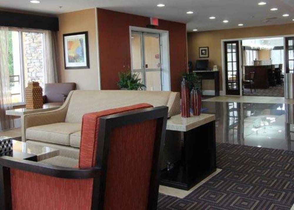 Quality Inn & Suites Greenville Near Downtown 14/19