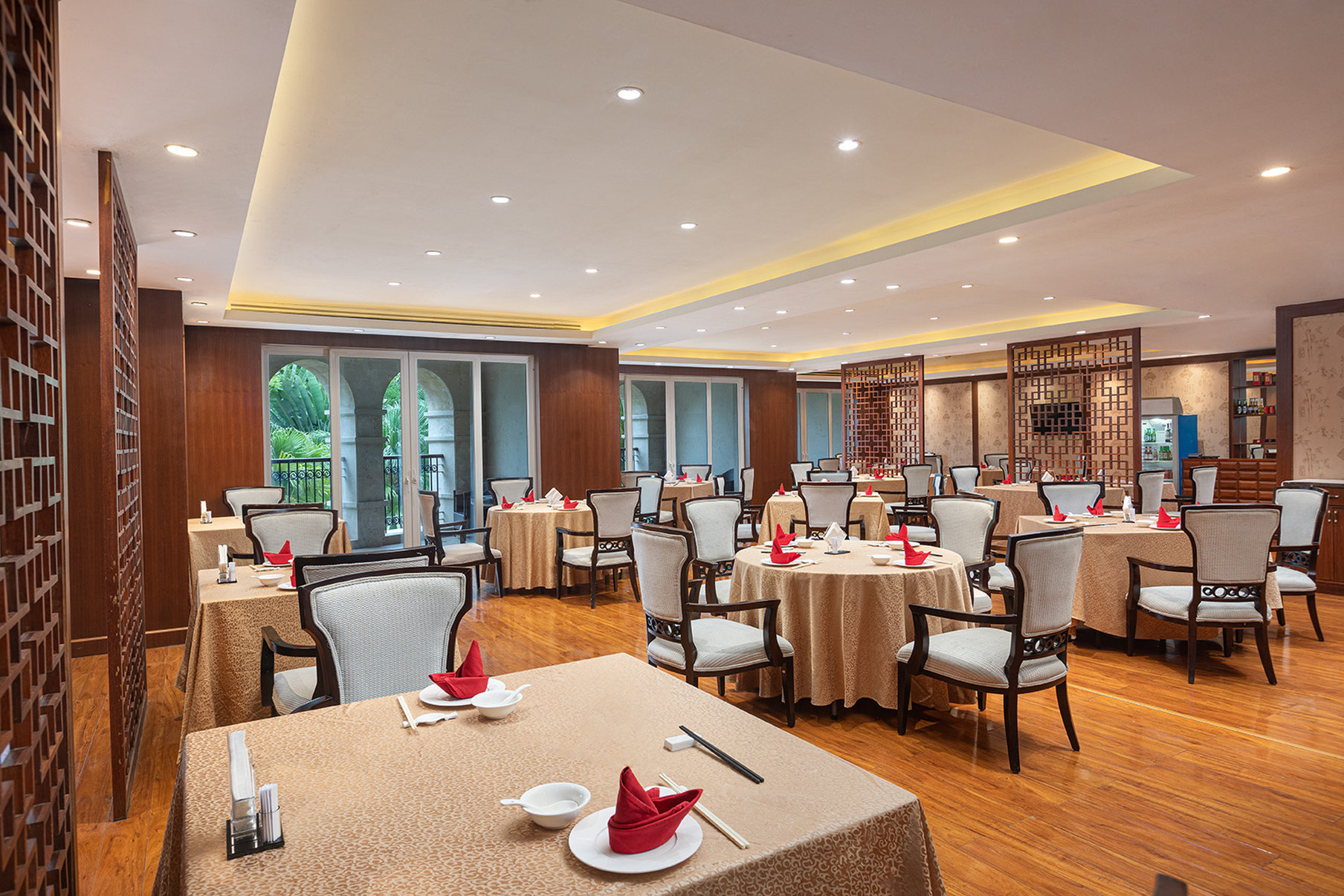 Crowne Plaza Resort Sanya Bay 30/50