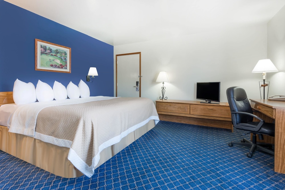 Days Inn by Wyndham Worland 9/16