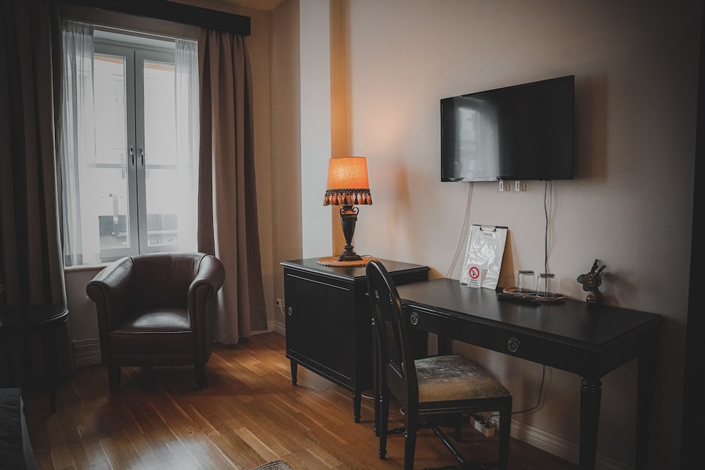 Mojo Hotell 42/50