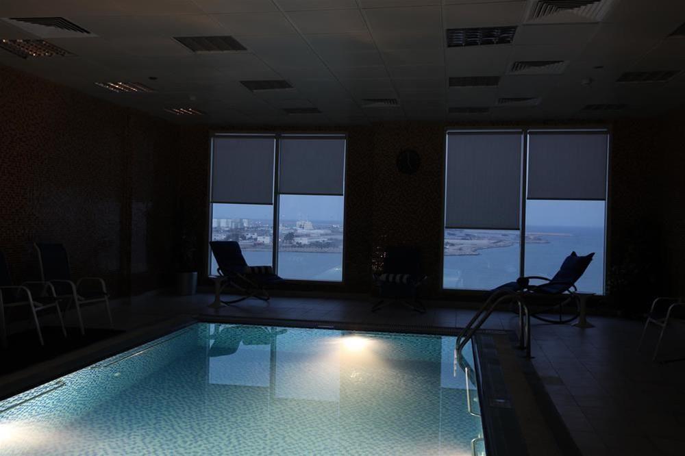 فندق مينا الجبيل سابقا جولدن توليب(Razana Hotel Al Jubail) 40/60