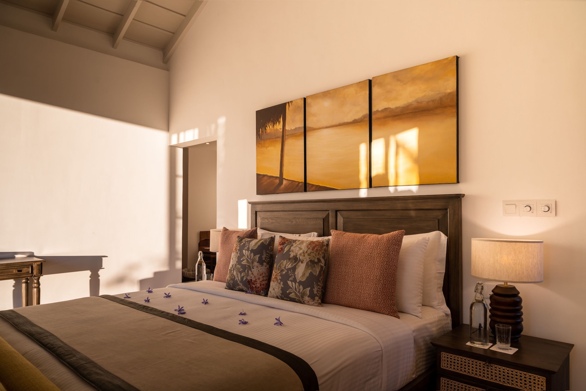 OWNERS, COTTAGE, SUITE, FOREST VIEW