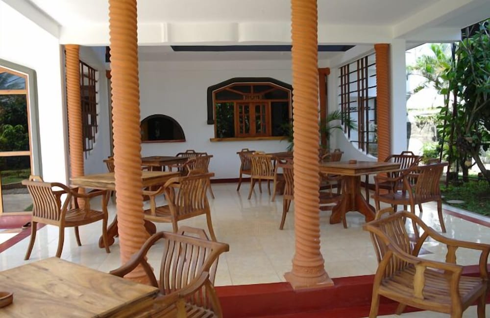 Castle Bay Resort 24/39