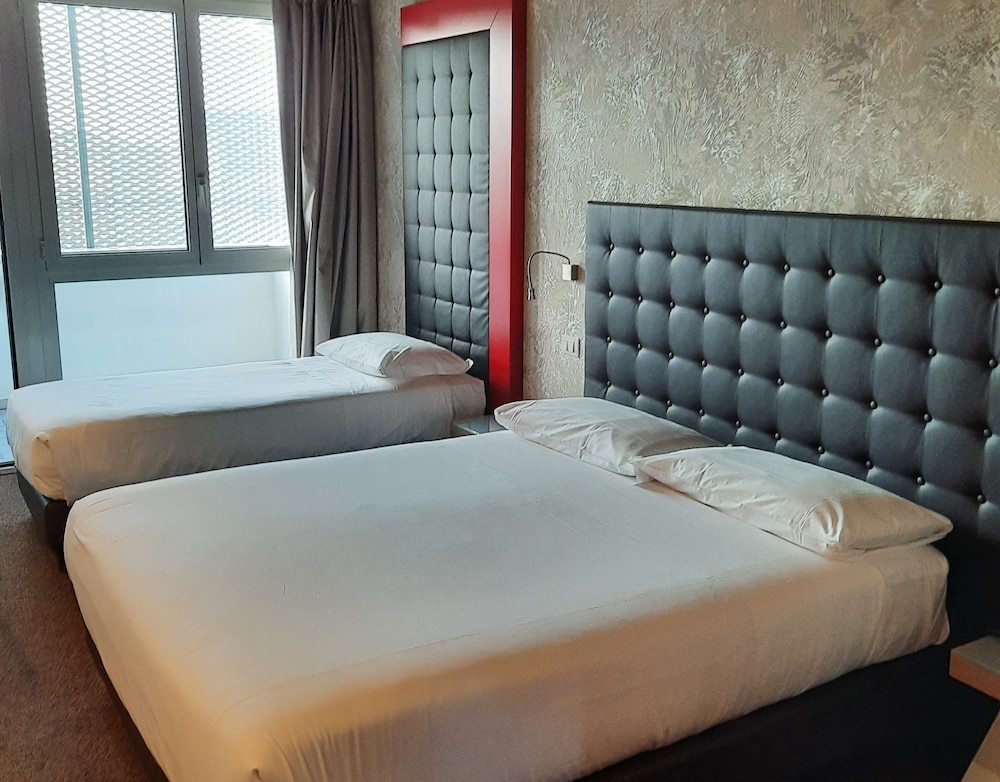 Best Western Continental 48/67