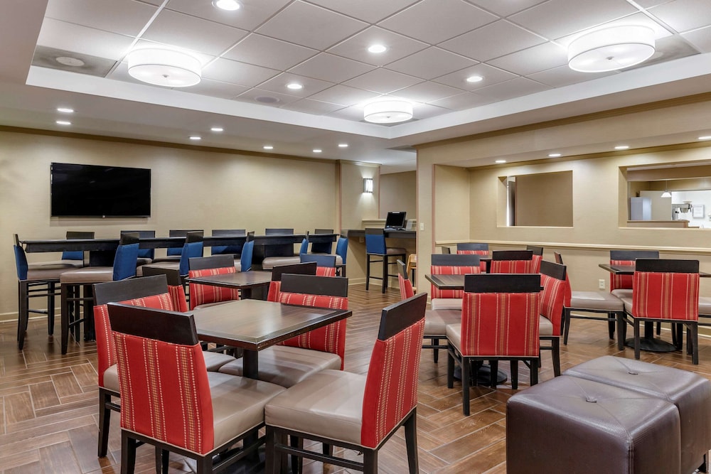 Comfort Inn Greensboro - Kernersville 17/32