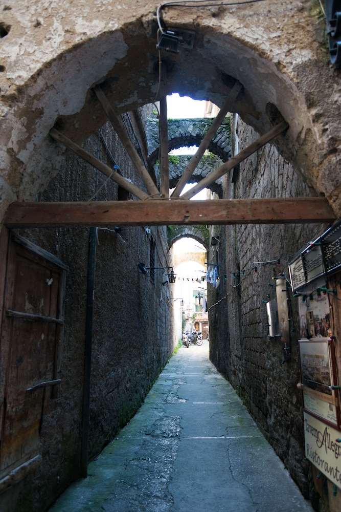 Sorrento Luxury Rooms 18/42