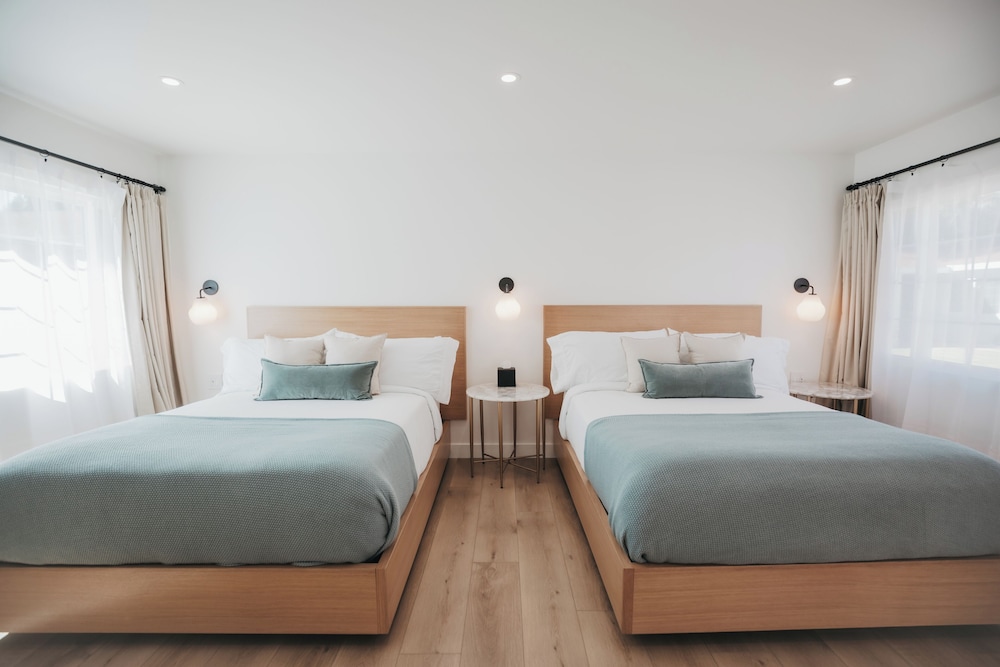 DELUXE, BUNGALOW, 2 QUEEN BEDS