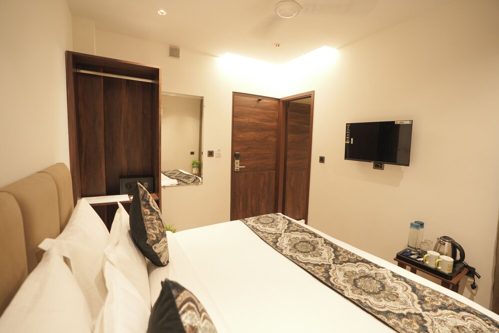 One Earth Elegant Amritsar 13/26