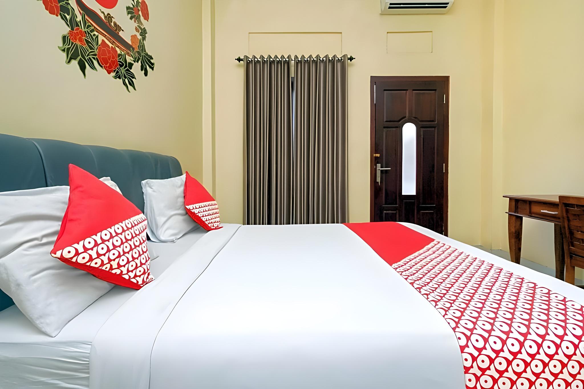 Hotel O Surabaya near Pelangi Park formerly D'best Kutisari 27/40