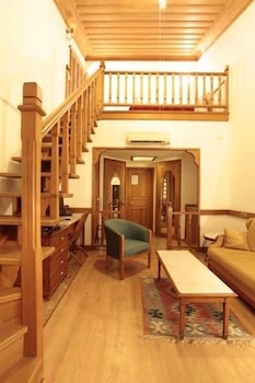 KERME OTTOMAN PALACE 33/68