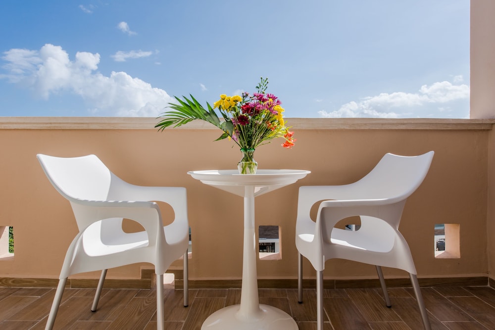 Casa Leo Condo 18/22
