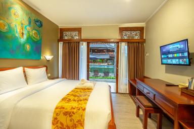 Superior, Double Bed, Pool Access