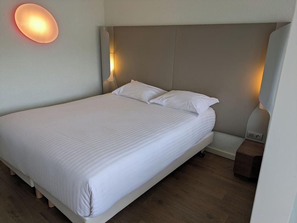 Campanile Orleans Saran 15/53