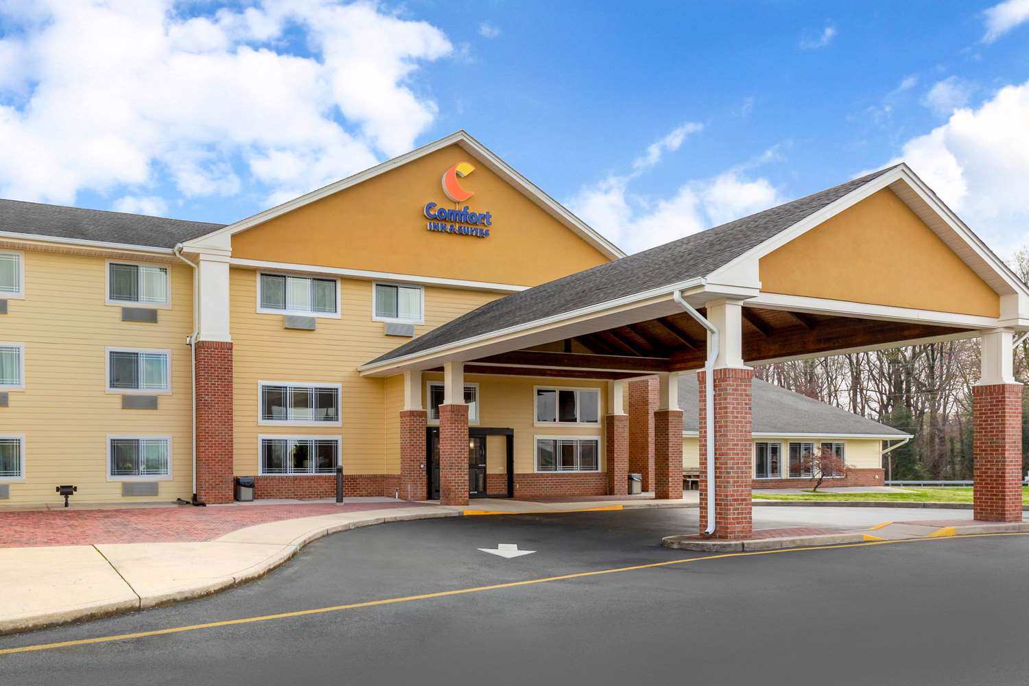 Comfort Inn & Suites Milford DE image