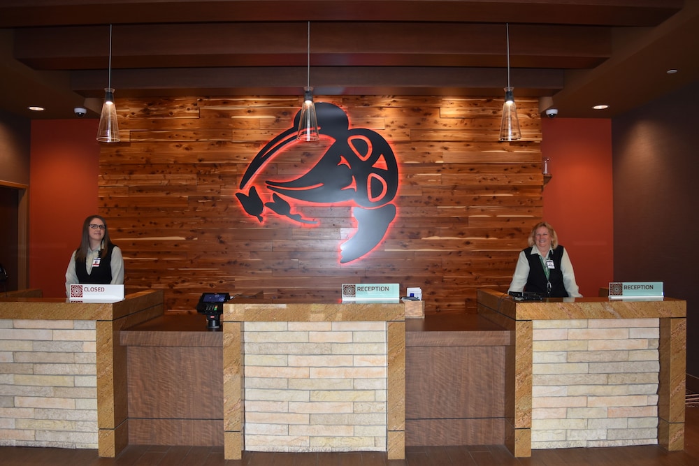 Angel of the Winds Casino Hotel 16/39