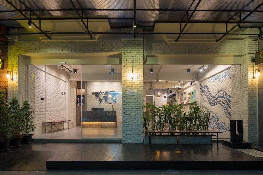 Natee Hostel 5/47