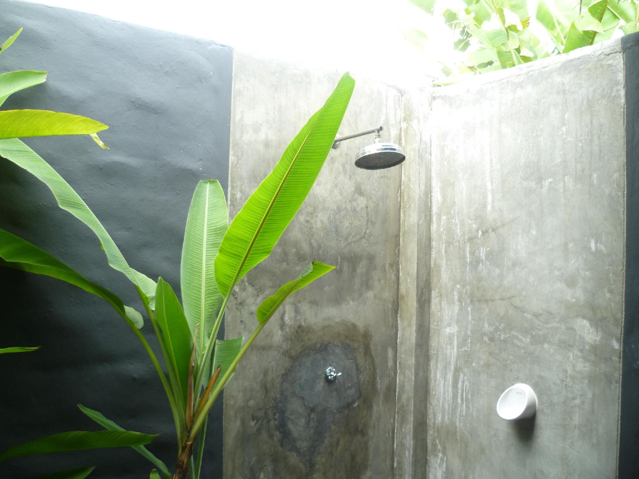 The Park Drive-Thru Check-In Resort 24/46