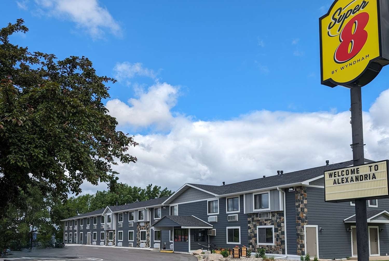 Super 8 By Wyndham Alexandria Mn 13/13