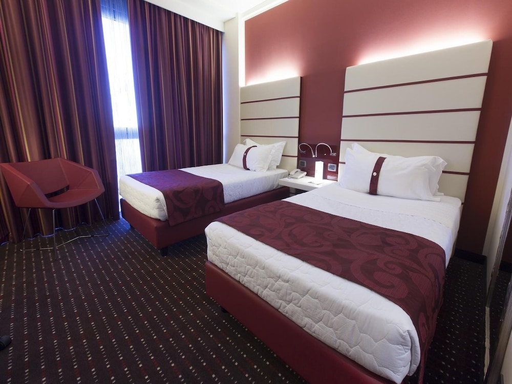 CLASSIC, TWIN BEDS