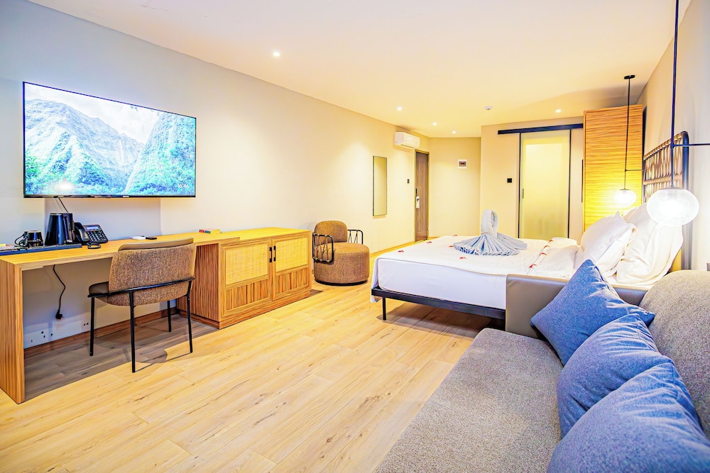 غرفة بريميوم بمسبح خاص، Kombo Beach Resort 8/10