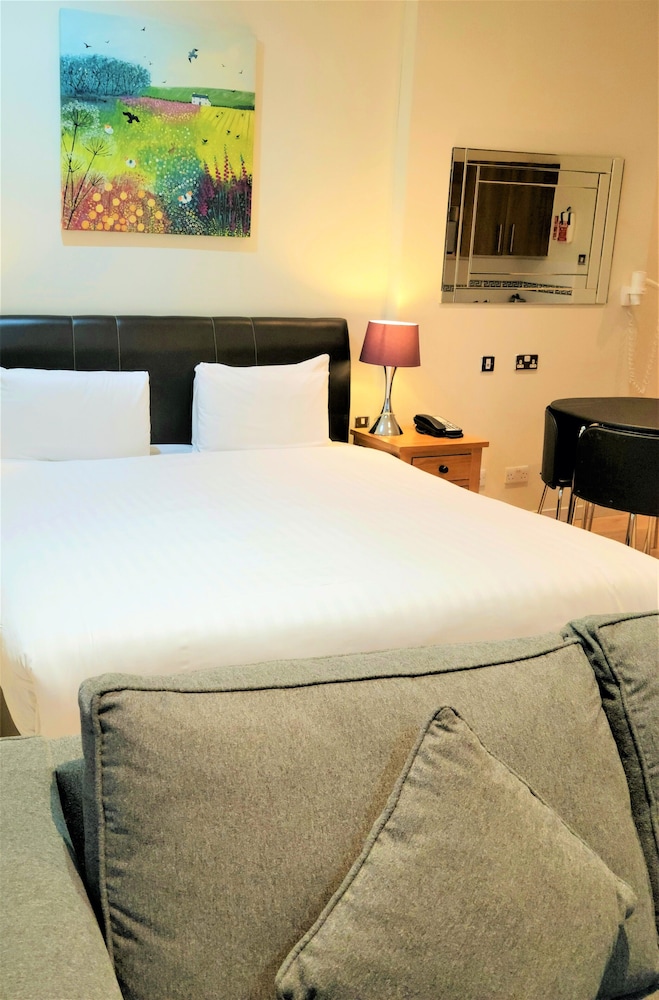 Grand Plaza Serviced Apartments 34/76