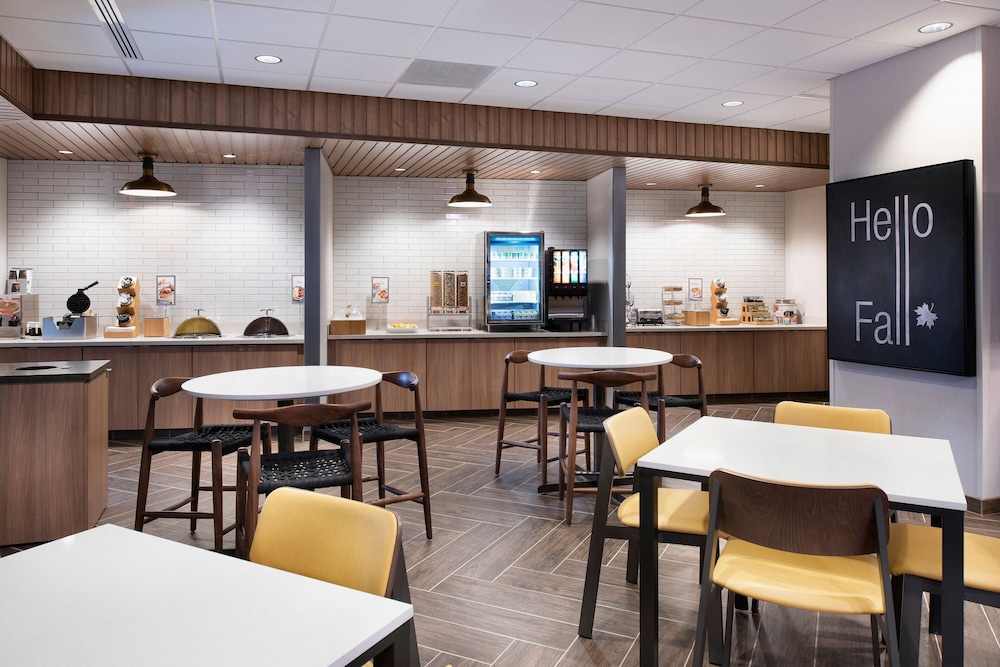 Fairfield Inn & Suites by Marriott Memphis Arlington 14/28